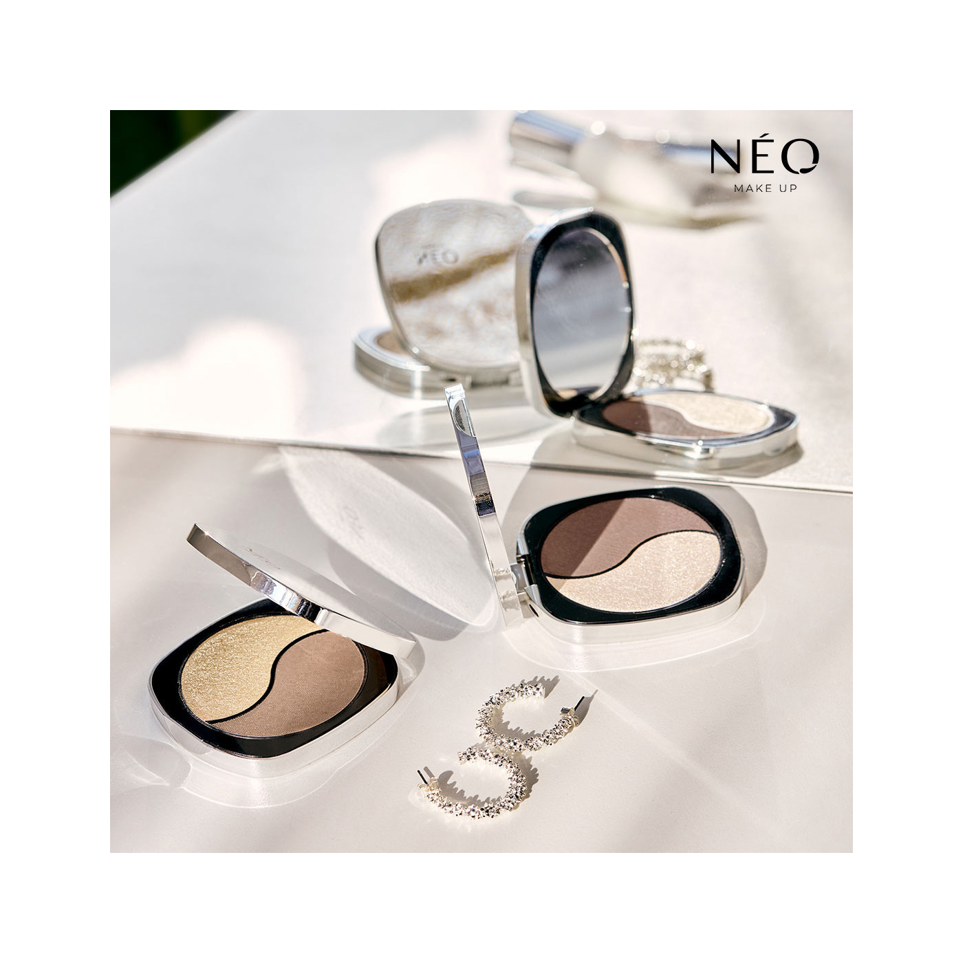 Puder brązująco–rozświetlający Tulum Sun Set 01 Hot Chocolate Puder brązująco–rozświetlający Tulum Sun Set 01 Hot Chocolate