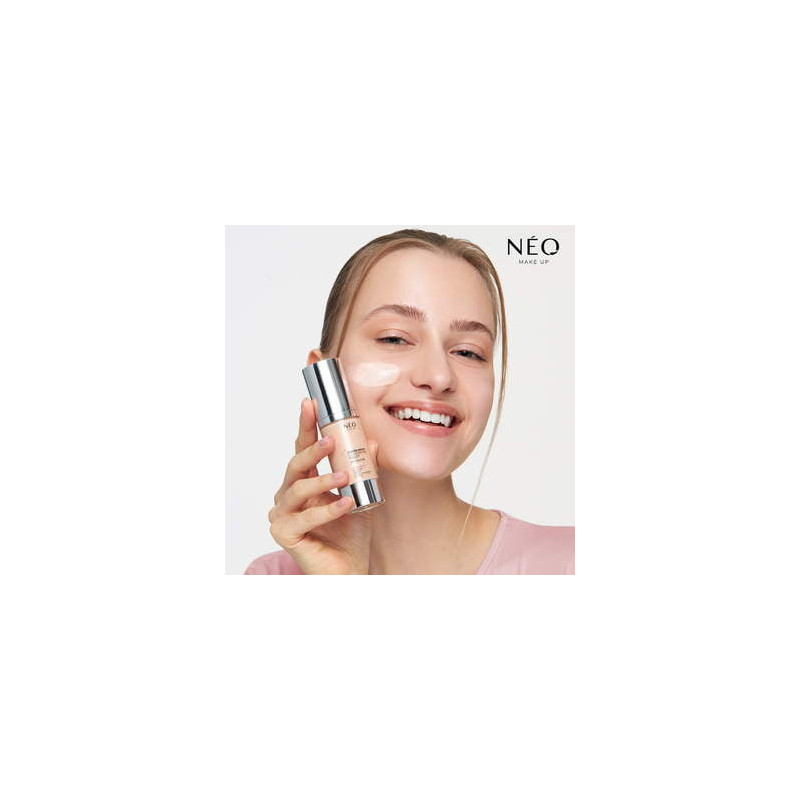 Baza rozświetlająco - nawilżająca: GLOWING EFFECT