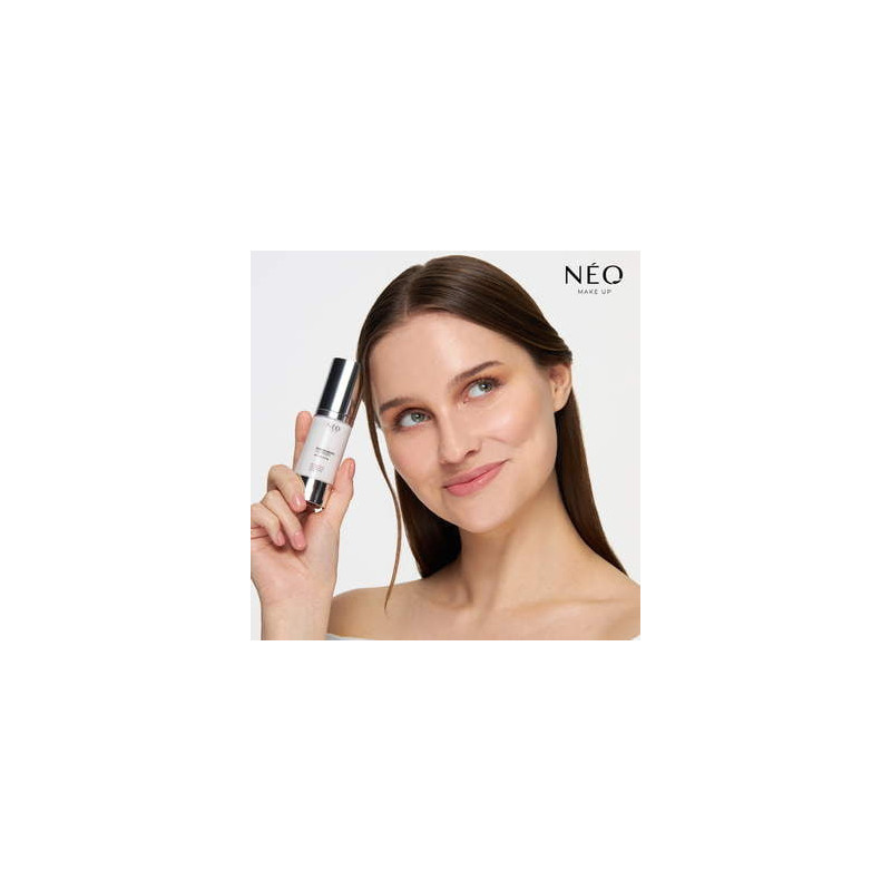 Baza tonująco-wygładzająca: HD BLURRING EFFECT