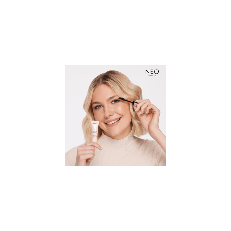 Tusz do rzęs przyciemniający: BLACK