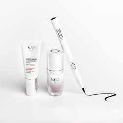 Ultra precyzyjny eyeliner: BLACK