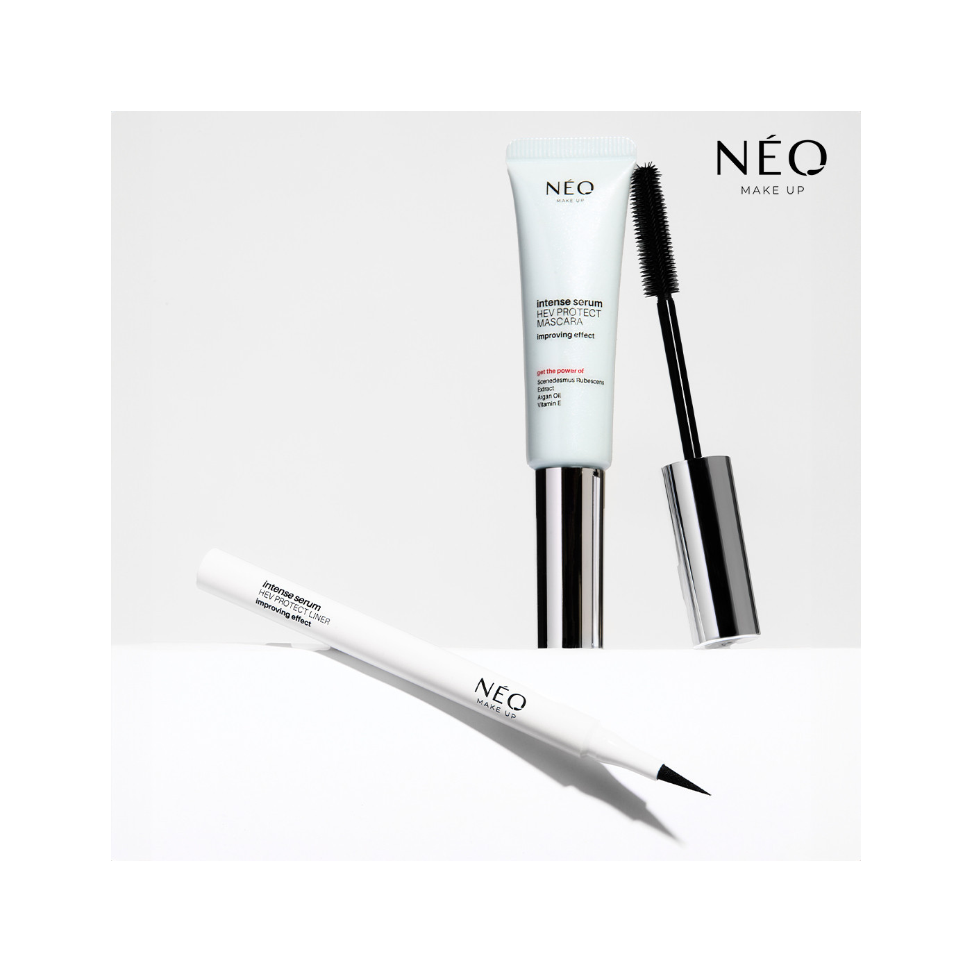 Tusz do rzęs pogrubiający z filtrem anty-HEV: BLACK