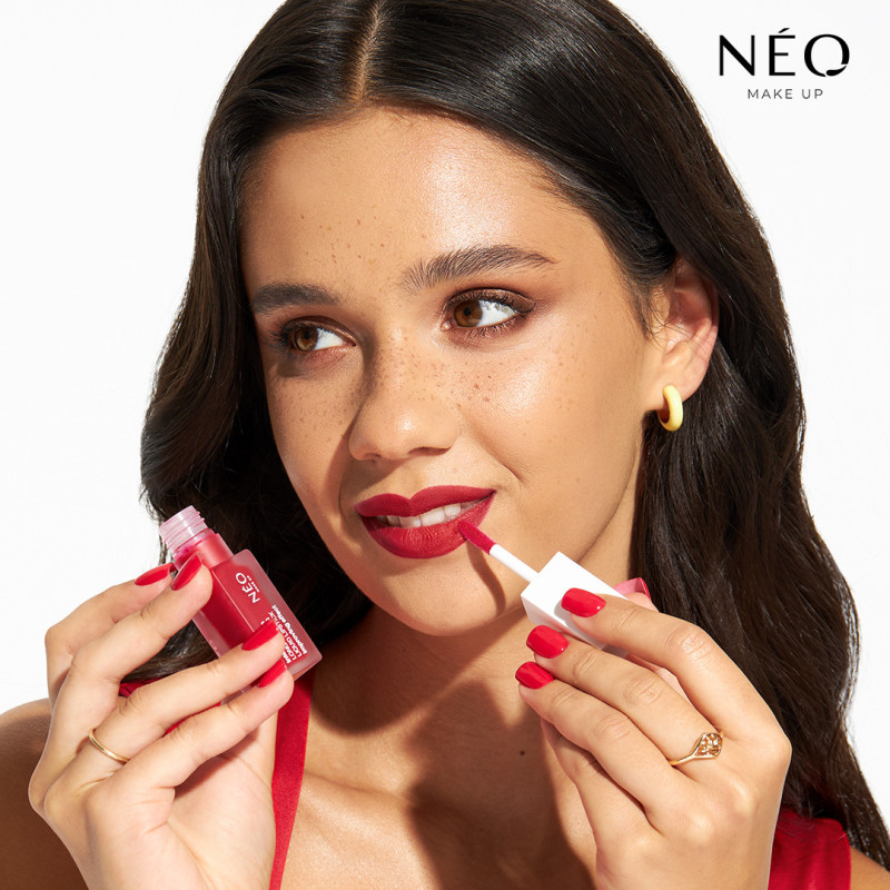 Długotrwała pomadka do ust w płynie:  07 FOREVER FABULOUS