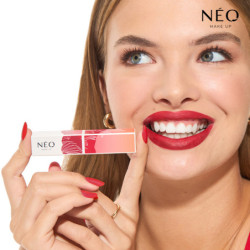 Długotrwała pomadka do ust w sztyfcie: 02 CHERRY ON TOP