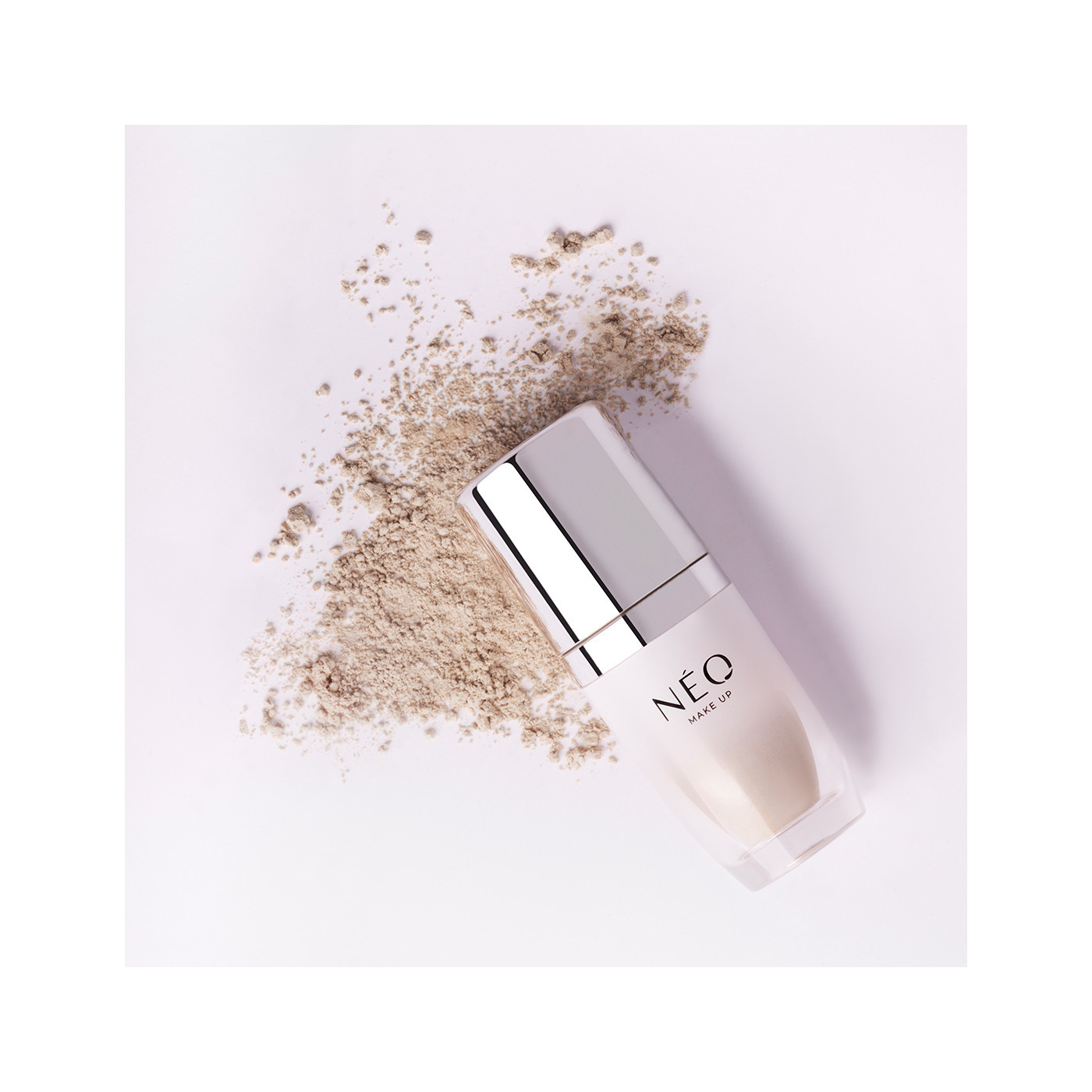 Satynowy cień sypki: 01 MILKY BEIGE