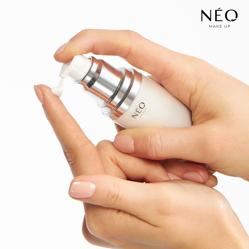 Intensywne Serum: baza przedłużająca trwałość makijażu Hydro Boost Grip Primer Intensywne Serum: baza przedłużająca trwałość makijażu Hydro Boost Grip Primer