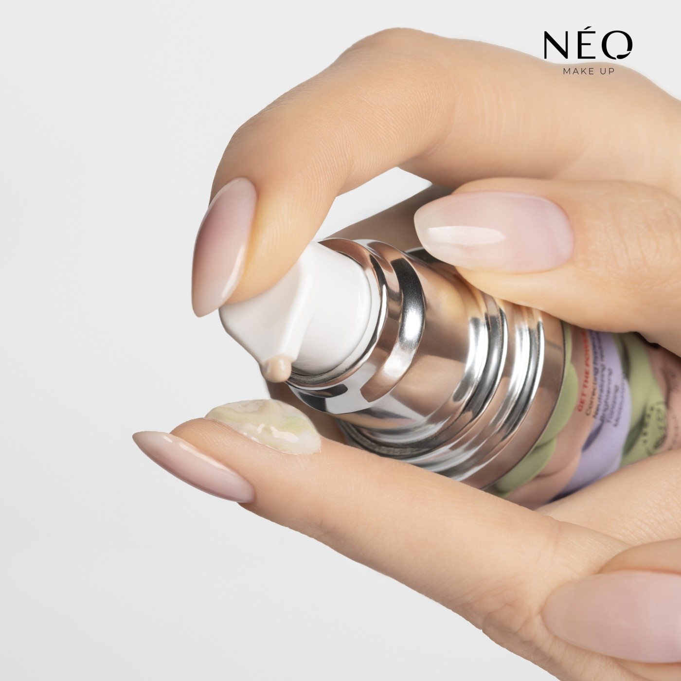 Hybrydowy krem-baza Intense Serum Colour Correcting | NEO MAKE UP Hybrydowy krem-baza Intense Serum Colour Correcting | NEO MAKE UP